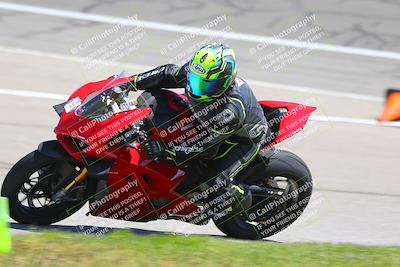 media/Apr-23-2022-Fastrack Riders (Sat) [[cb2d6ae73d]]/LEVEL 1/1145AM TURN 3 AND 4/